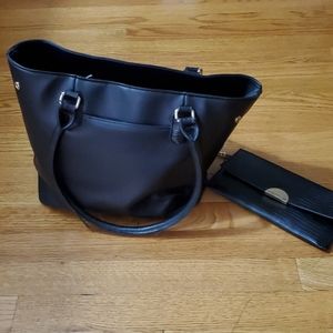 Black tote